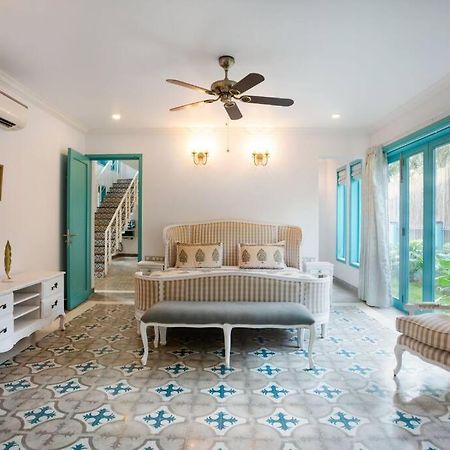 White Banyan Beach Villa, Candolim By The Acacia Villas Екстериор снимка