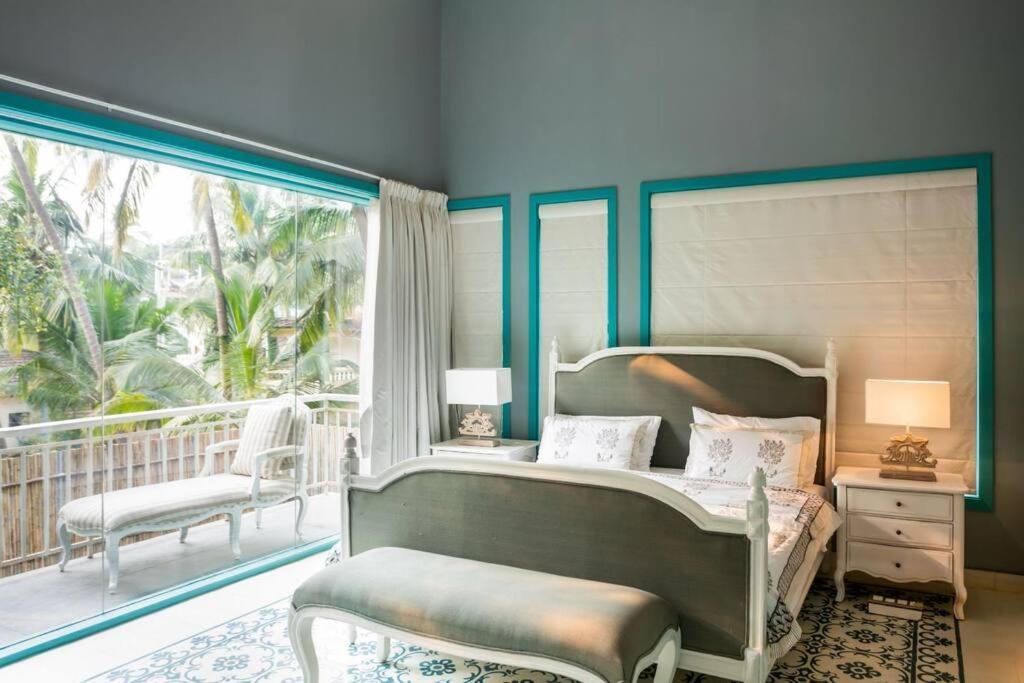 White Banyan Beach Villa, Candolim By The Acacia Villas Екстериор снимка
